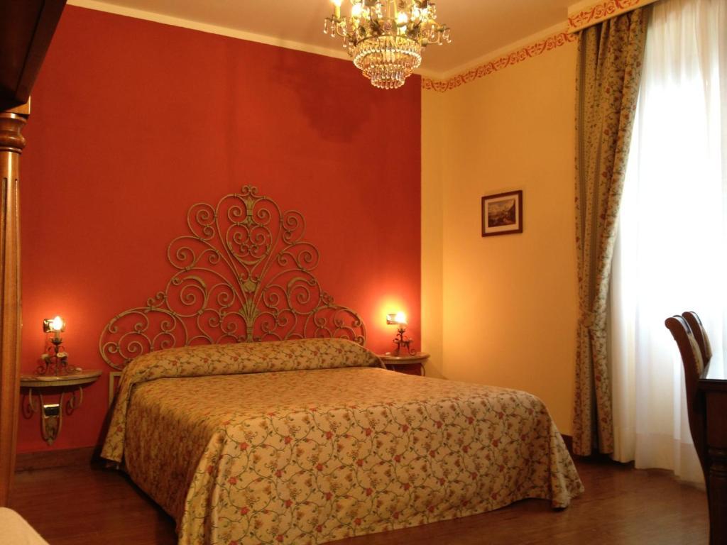 La Dependance Otel Menaggio Oda fotoğraf