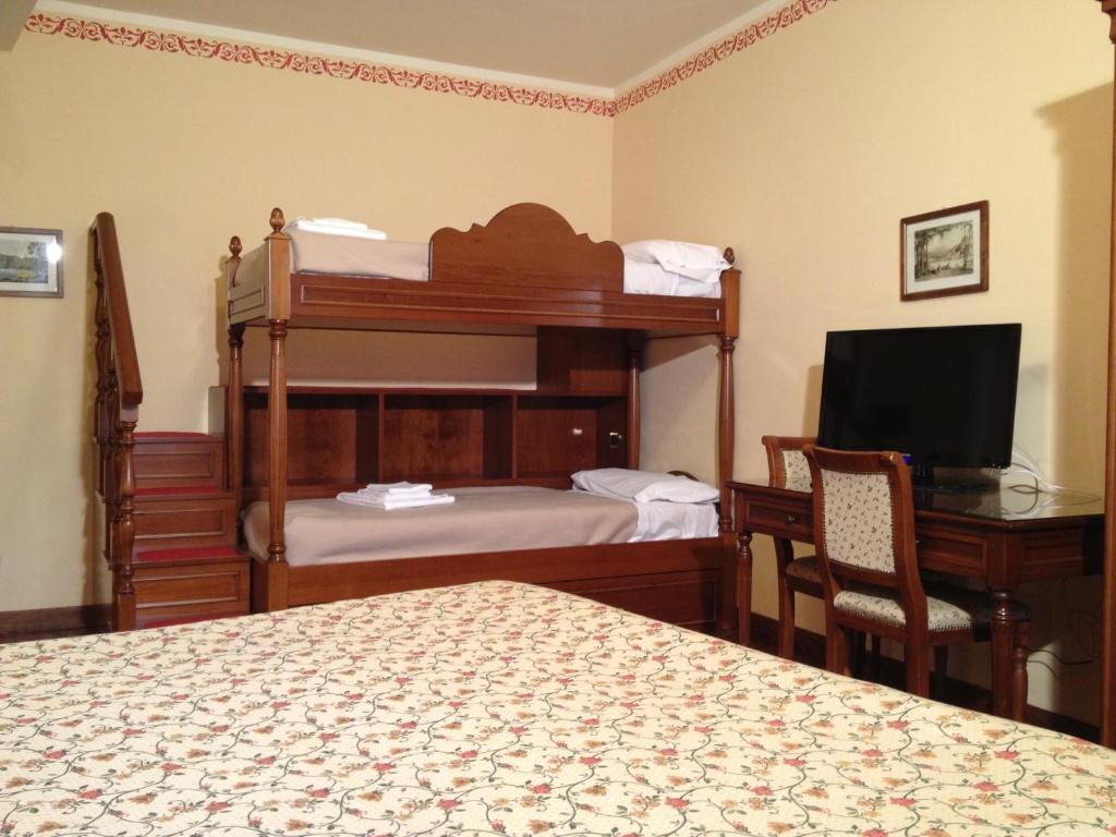 La Dependance Otel Menaggio Oda fotoğraf